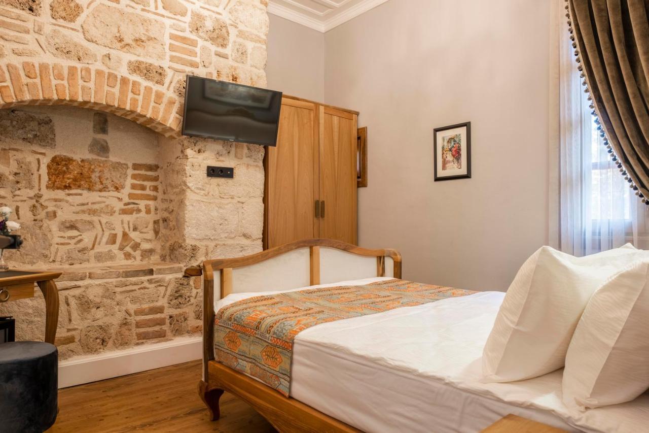Hotel Lykia Old Town Анталія Екстер'єр фото