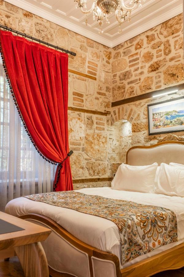 Hotel Lykia Old Town Анталія Екстер'єр фото