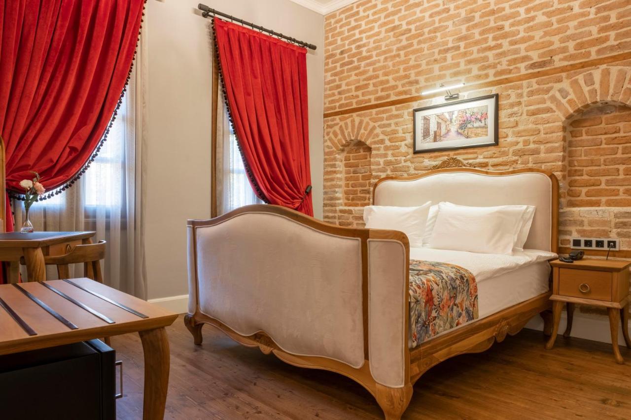 Hotel Lykia Old Town Анталія Екстер'єр фото